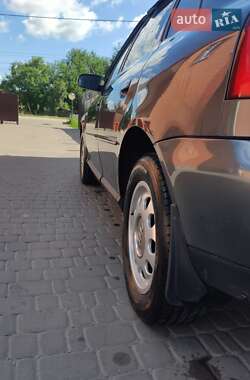 Хэтчбек Audi A3 2002 в 