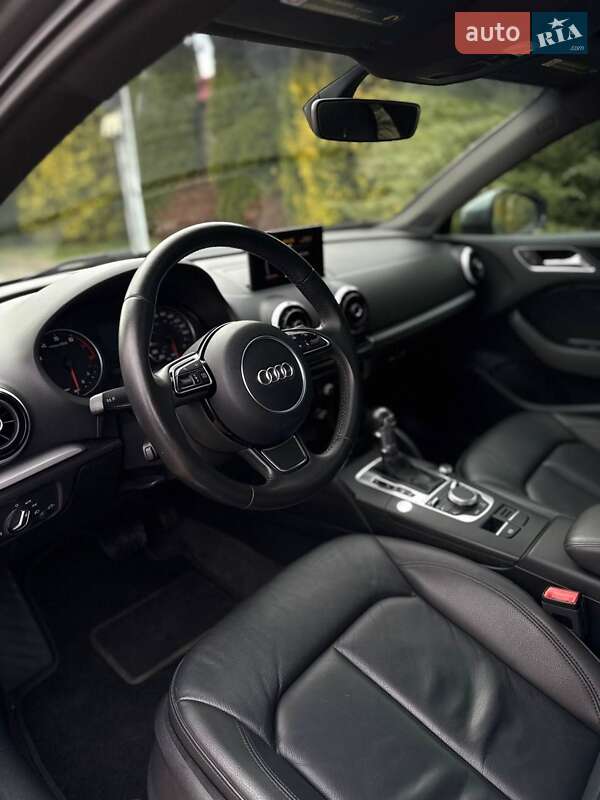 Седан Audi A3 2016 в Львове