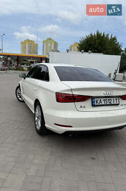 Седан Audi A3 2015 в 