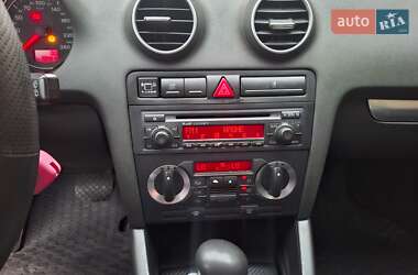 Хэтчбек Audi A3 2005 в 
