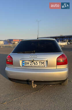Хэтчбек Audi A3 1997 в 