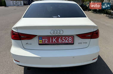 Седан Audi A3 2015 в 