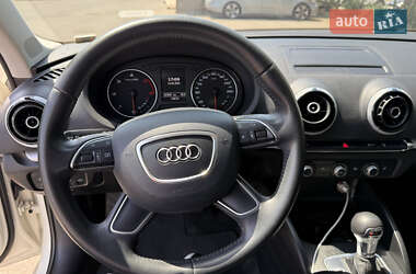 Седан Audi A3 2015 в 