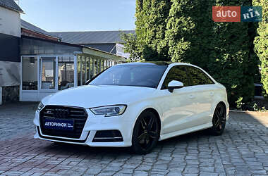 Седан Audi A3 2016 в 