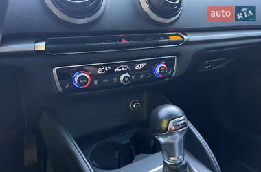 Седан Audi A3 2016 в 