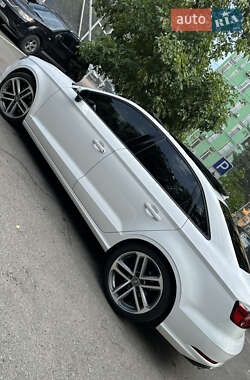 Седан Audi A3 2016 в 