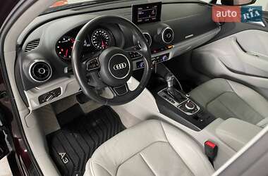 Седан Audi A3 2015 в 