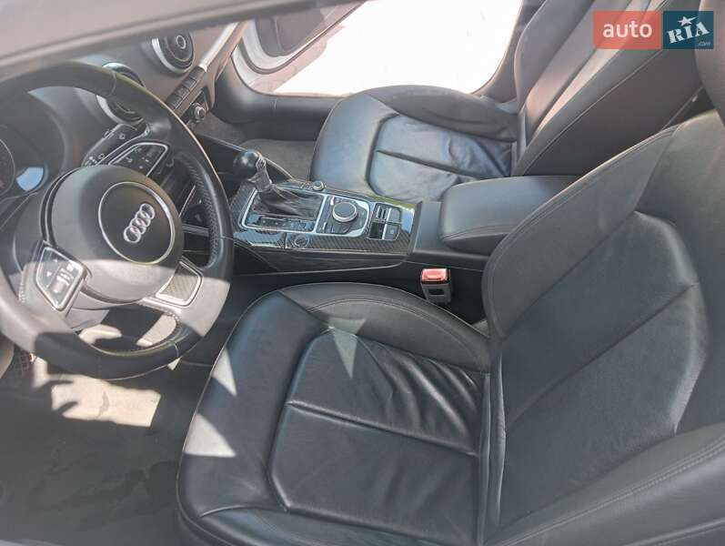 Седан Audi A3 2015 в Шепетовке