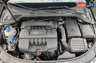 Хэтчбек Audi A3 2008 в 