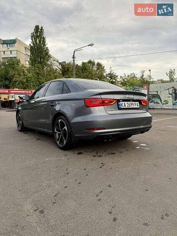 Седан Audi A3 2016 в Киеве