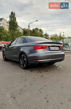 Седан Audi A3 2016 в 