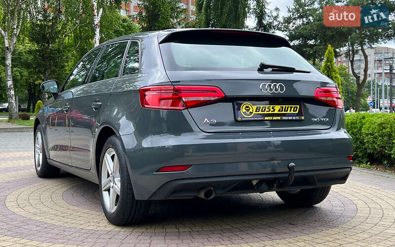 Хэтчбек Audi A3 2019 в Львове