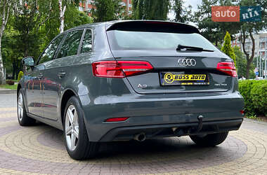 Хэтчбек Audi A3 2019 в 