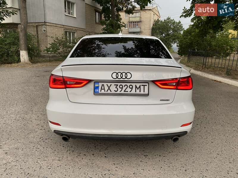 Седан Audi A3 2015 в Балаклее