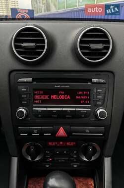 Хэтчбек Audi A3 2008 в 