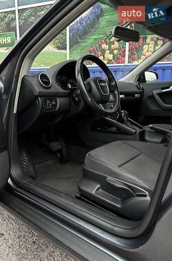 Хэтчбек Audi A3 2008 в 