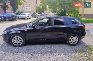 Хэтчбек Audi A3 2007 в 