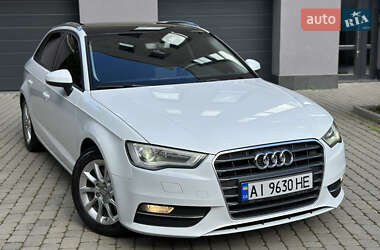 Хэтчбек Audi A3 2016 в 