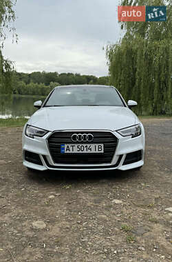 Седан Audi A3 2018 в 