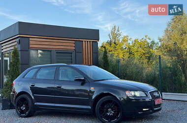 Хэтчбек Audi A3 2006 в 