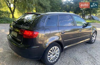 Хэтчбек Audi A3 2005 в 