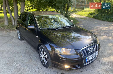 Хэтчбек Audi A3 2005 в 