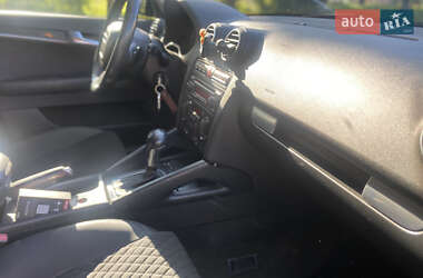 Хэтчбек Audi A3 2005 в 