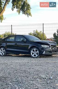 Седан Audi A3 2018 в 