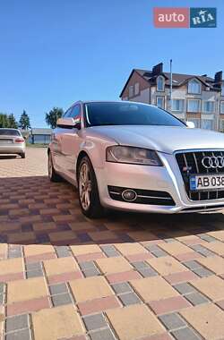 Хэтчбек Audi A3 2012 в 