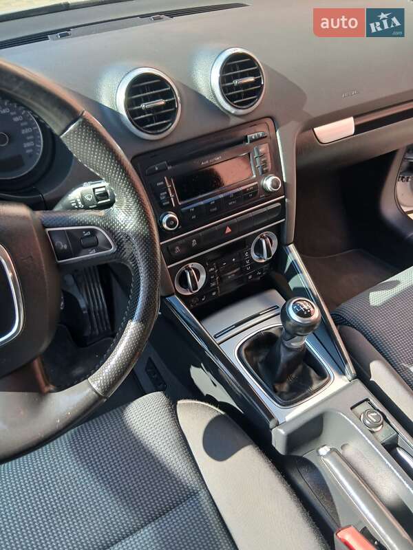 Хэтчбек Audi A3 2012 в Гайсине