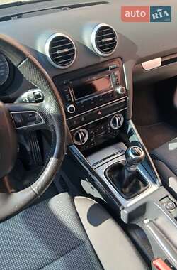 Хэтчбек Audi A3 2012 в 
