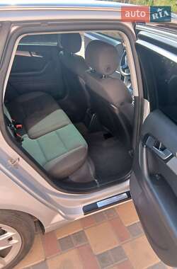Хэтчбек Audi A3 2012 в 