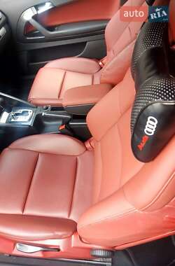 Хэтчбек Audi A3 2004 в 