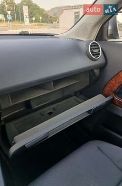 Хэтчбек Audi A3 2004 в 
