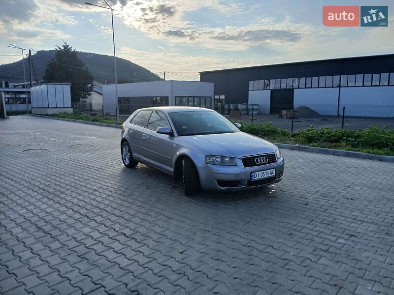 Хетчбек Audi A3 2004 в Мукачевому