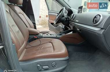 Хэтчбек Audi A3 2016 в 