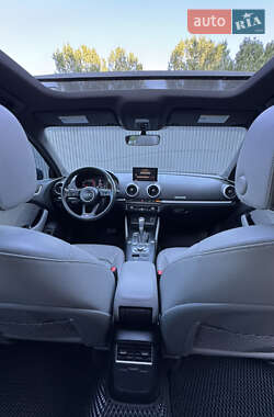 Седан Audi A3 2017 в 