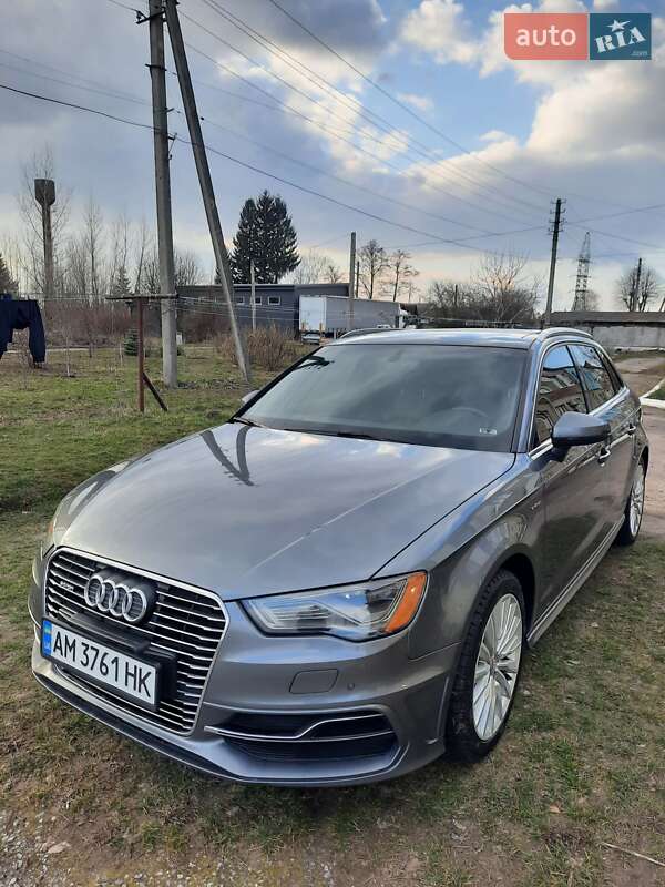 Хэтчбек Audi A3 2015 в Житомире фото 5 Хэтчбек Audi A3 2015 в Житомире