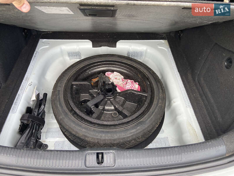 Седан Audi A3 2016 в Киеве