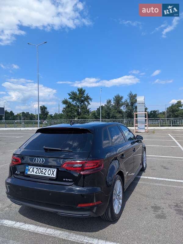 Хэтчбек Audi A3 2016 в Киеве фото 4 Хэтчбек Audi A3 2016 в Киеве