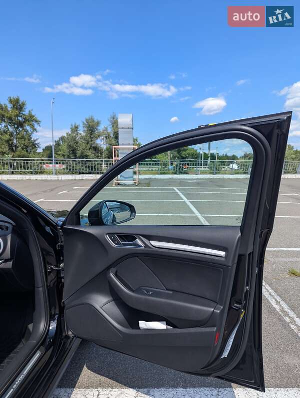 Хэтчбек Audi A3 2016 в Киеве фото 11 Хэтчбек Audi A3 2016 в Киеве