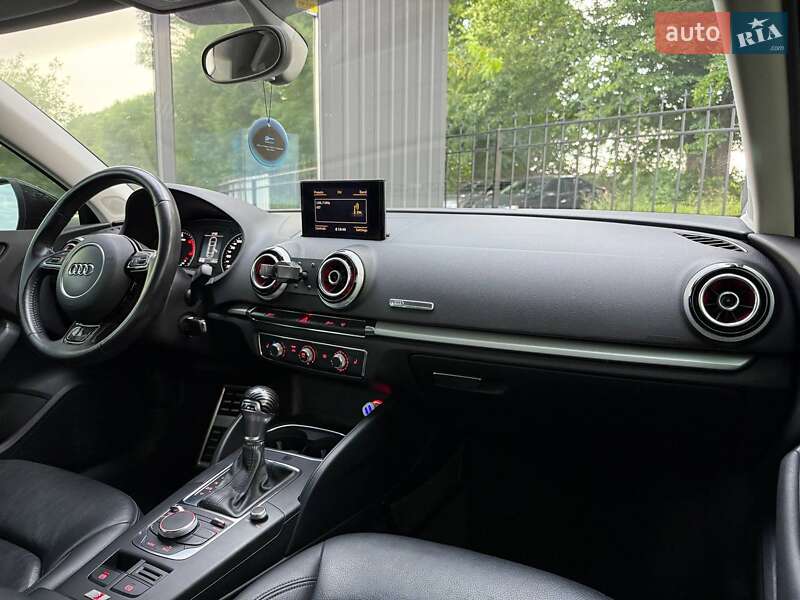 Седан Audi A3 2014 в Хмельницькому