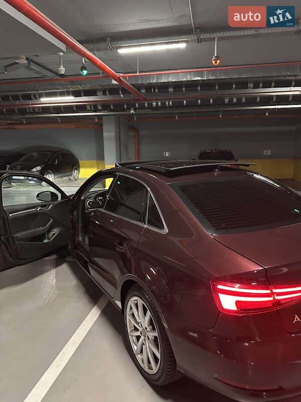 Седан Audi A3 2014 в Измаиле