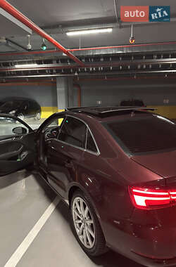 Седан Audi A3 2014 в 