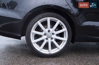Седан Audi A3 2015 в 