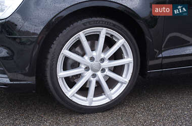 Седан Audi A3 2015 в 