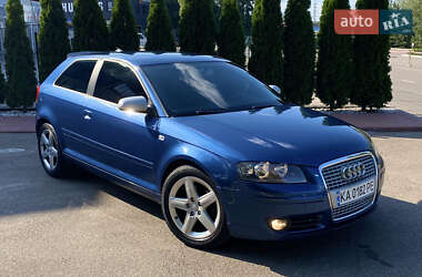 Хэтчбек Audi A3 2006 в 