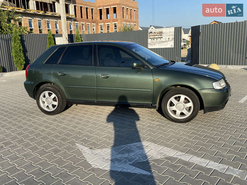 Хэтчбек Audi A3 2000 в Виннице