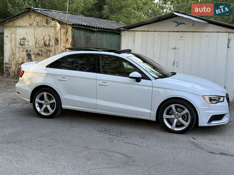 Седан Audi A3 2014 в Одессе