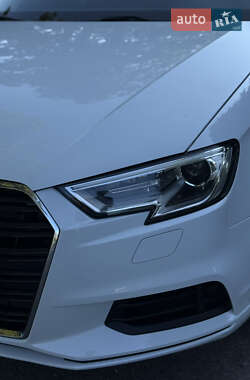 Седан Audi A3 2014 в 